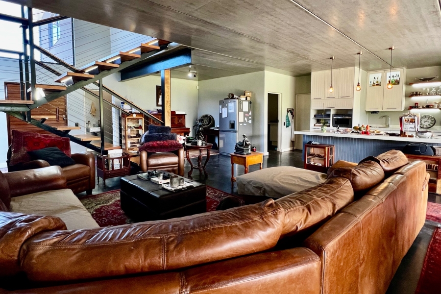 3 Bedroom Property for Sale in Highlands Western Cape